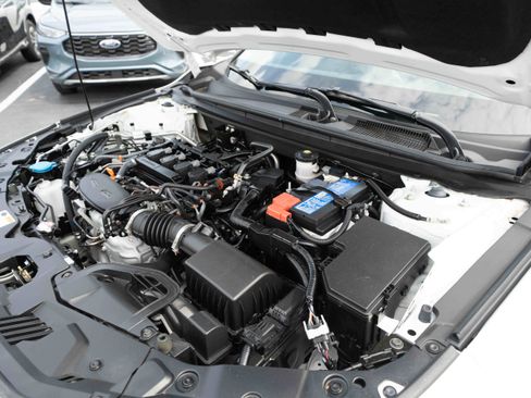 Used 2025 Honda Accord SE image 32