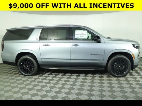 New 2026 Chevrolet Suburban Premier image 10