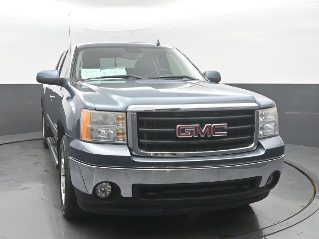 Used 2008 GMC Sierra 1500 SLT w/ SLT Preferred Package AWD/4WD image 8