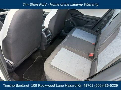 Used 2025 Volkswagen Taos S AWD/4WD image 9