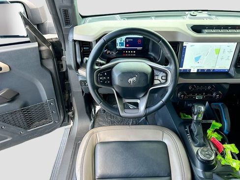 Used 2024 Ford Bronco Wildtrak AWD/4WD image 19