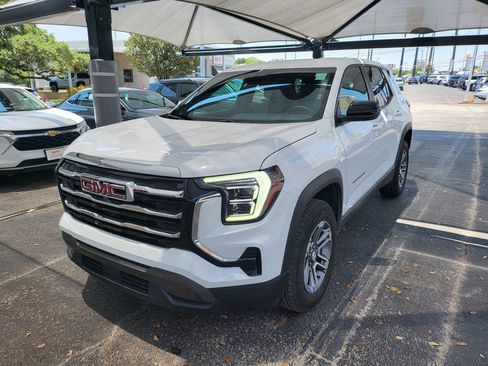 Used 2025 GMC Terrain Elevation AWD/4WD image 1