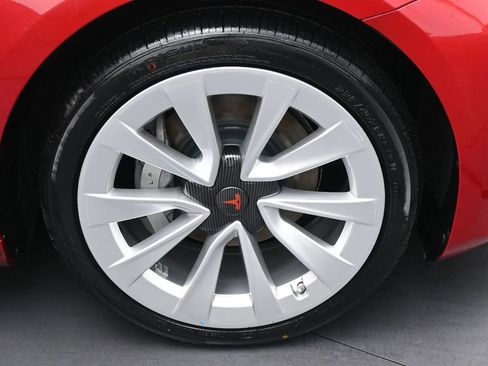 Used 2023 Tesla Model 3 Standard Range image 33