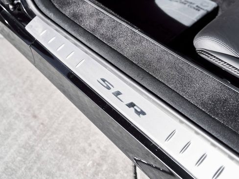 Used 2006 Mercedes-Benz SLR image 45