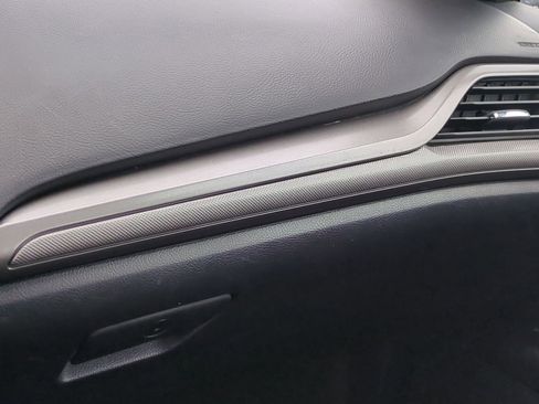 Used 2020 Ford Fusion SE image 20