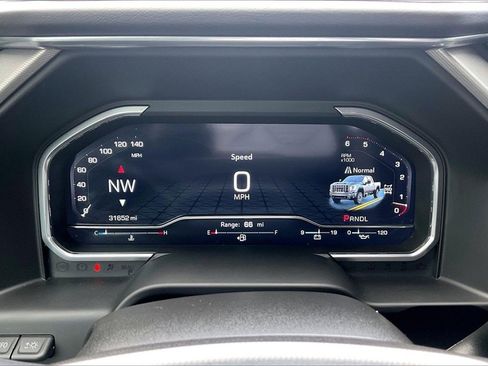 Used 2024 GMC Sierra 2500 Denali w/ Denali Reserve Package image 11