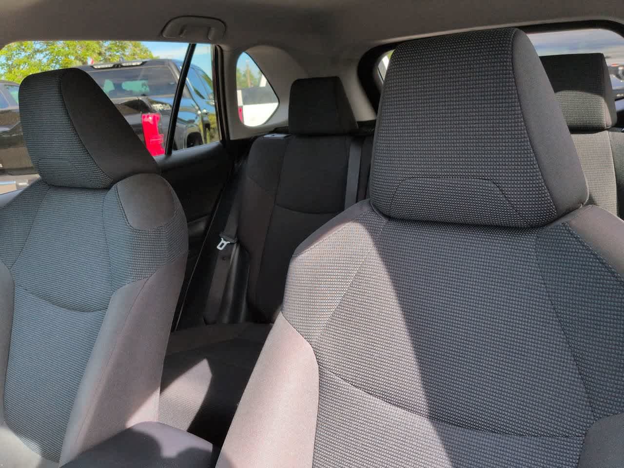 Certified 2023 Toyota RAV4 LE AWD/4WD image 8