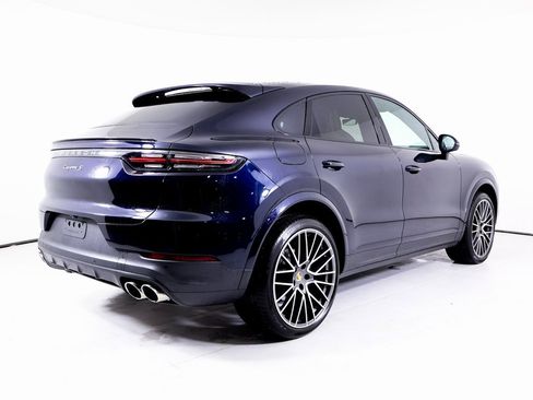 Used 2022 Porsche Cayenne S image 27