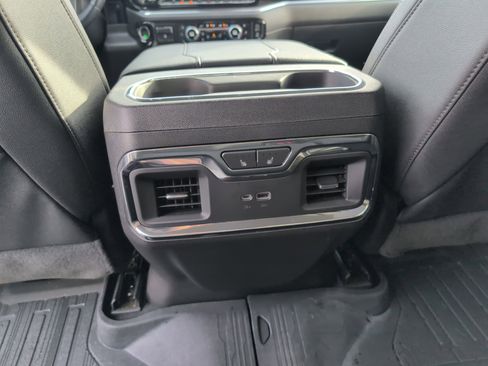 Used 2023 GMC Sierra 1500 SLT w/ SLT Premium Plus Package image 31