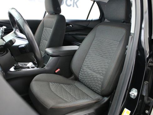 Used 2020 Chevrolet Equinox LT w/ Driver Convenience Package image 22