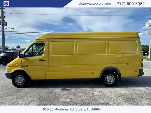 Used 2005 Dodge Sprinter 2500 w/ PWR Convenience Group RWD image 4