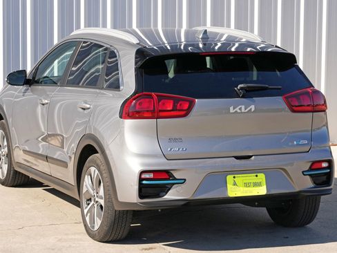Used 2022 Kia Niro EX w/ Cold Weather Package image 47