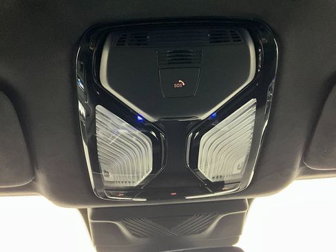 Used 2025 BMW XM image 13