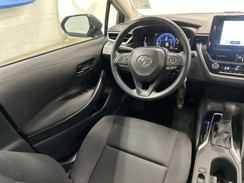 Used 2026 Toyota Corolla LE FWD image 12