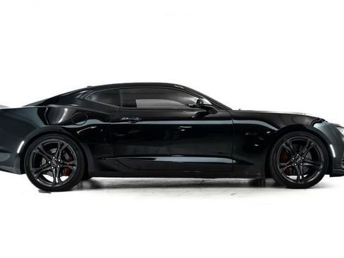 Used 2020 Chevrolet Camaro SS image 5