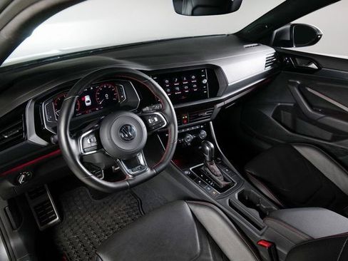 Used 2021 Volkswagen Jetta GLI Autobahn image 3