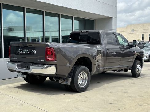 New 2026 RAM 3500 Laramie AWD/4WD image 3