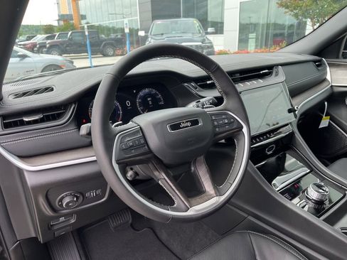 New 2026 Jeep Grand Cherokee L Limited AWD/4WD image 6