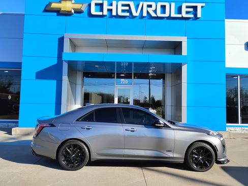 Used 2020 Cadillac CT4 V w/ Climate Package image 29