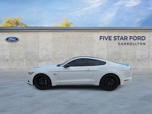 Used 2017 Ford Mustang GT image 5