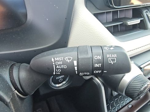 Used 2025 Toyota RAV4 Limited image 14