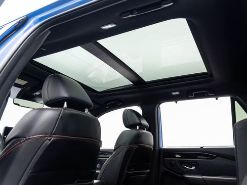 New 2025 Honda Pilot TrailSport image 19