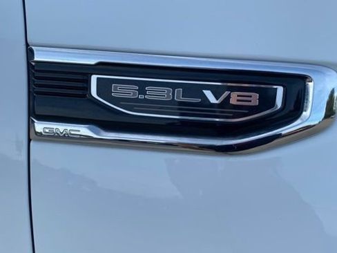Used 2023 GMC Sierra 1500 SLE w/ X31 Off-Road Package image 14