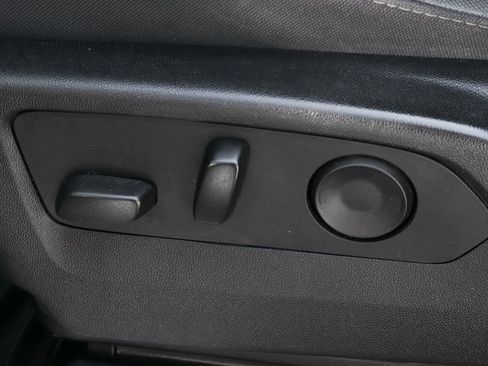 Used 2023 Chevrolet Silverado 1500 RST image 22