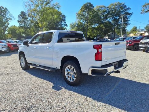 Used 2022 Chevrolet Silverado 1500 LTZ w/ LTZ Premium Package image 5