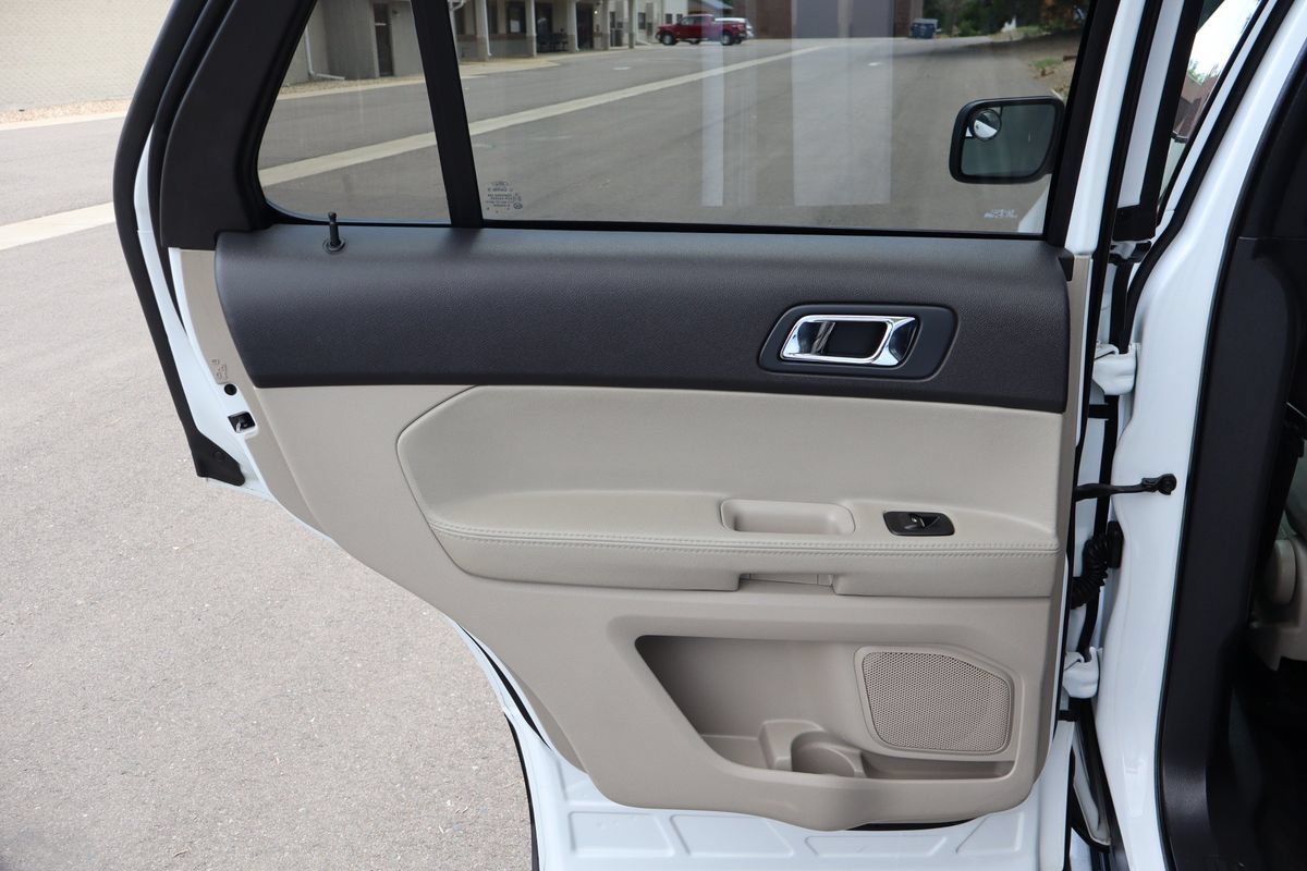 Used 2015 Ford Explorer 4WD image 25