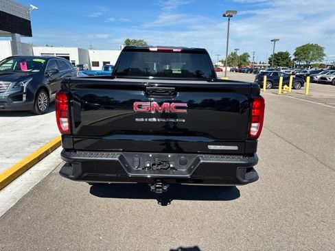 Used 2025 GMC Sierra 1500 Elevation AWD/4WD image 8