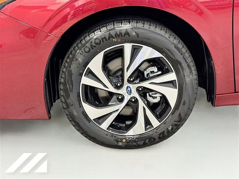 Used 2025 Subaru Legacy Premium image 31