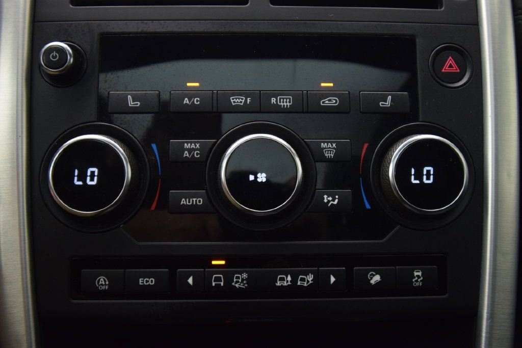 Used 2019 Land Rover Discovery Sport HSE AWD/4WD image 30