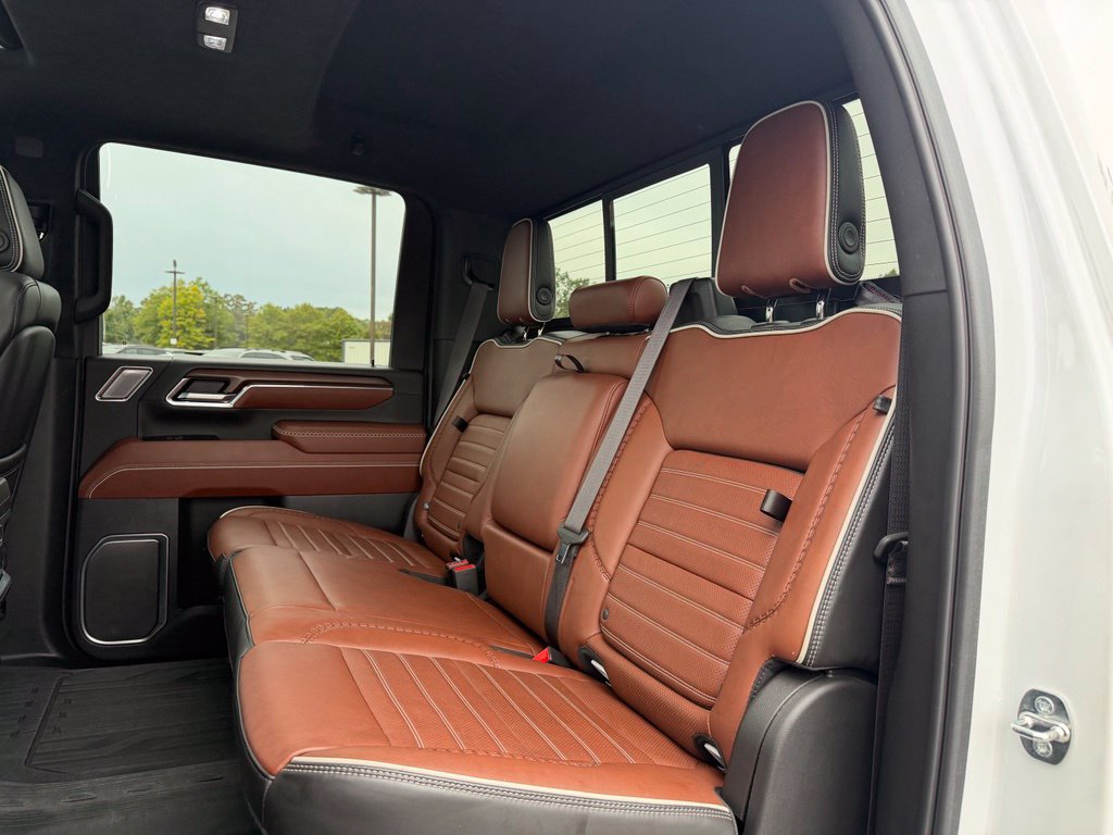 Used 2024 GMC Sierra 2500 Denali Ultimate w/ Max Trailering Package AWD/4WD image 29