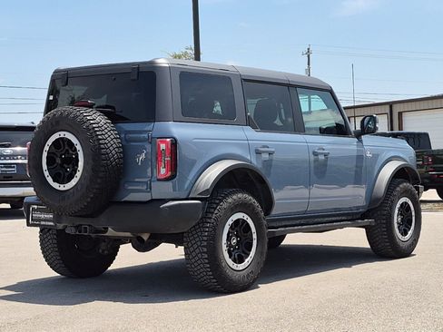 Used 2023 Ford Bronco Outer Banks w/ Sasquatch Package AWD/4WD image 5