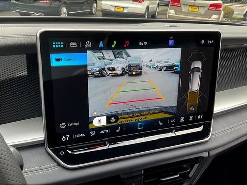 New 2025 Volkswagen Tiguan SE R-Line image 23