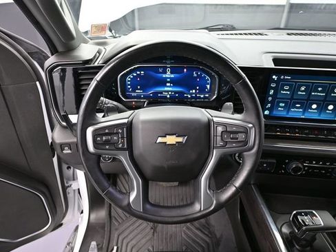 Used 2023 Chevrolet Silverado 1500 LTZ image 32