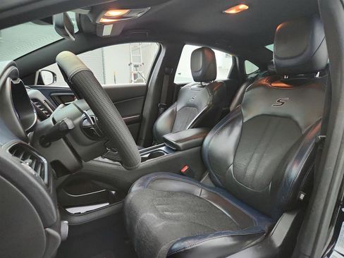 Used 2015 Chrysler 200 S w/ Comfort Group image 14
