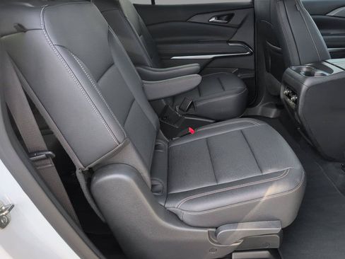 Used 2024 GMC Terrain SLE AWD/4WD image 37