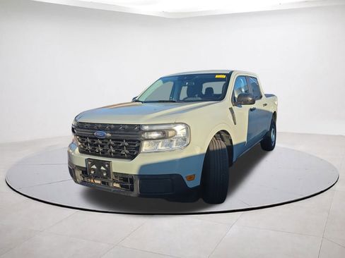 Certified 2023 Ford Maverick XL image 3