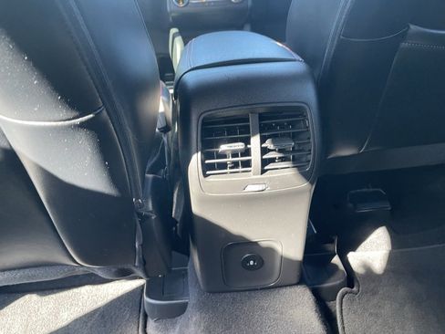 Used 2024 Ford Escape ST-Line image 25