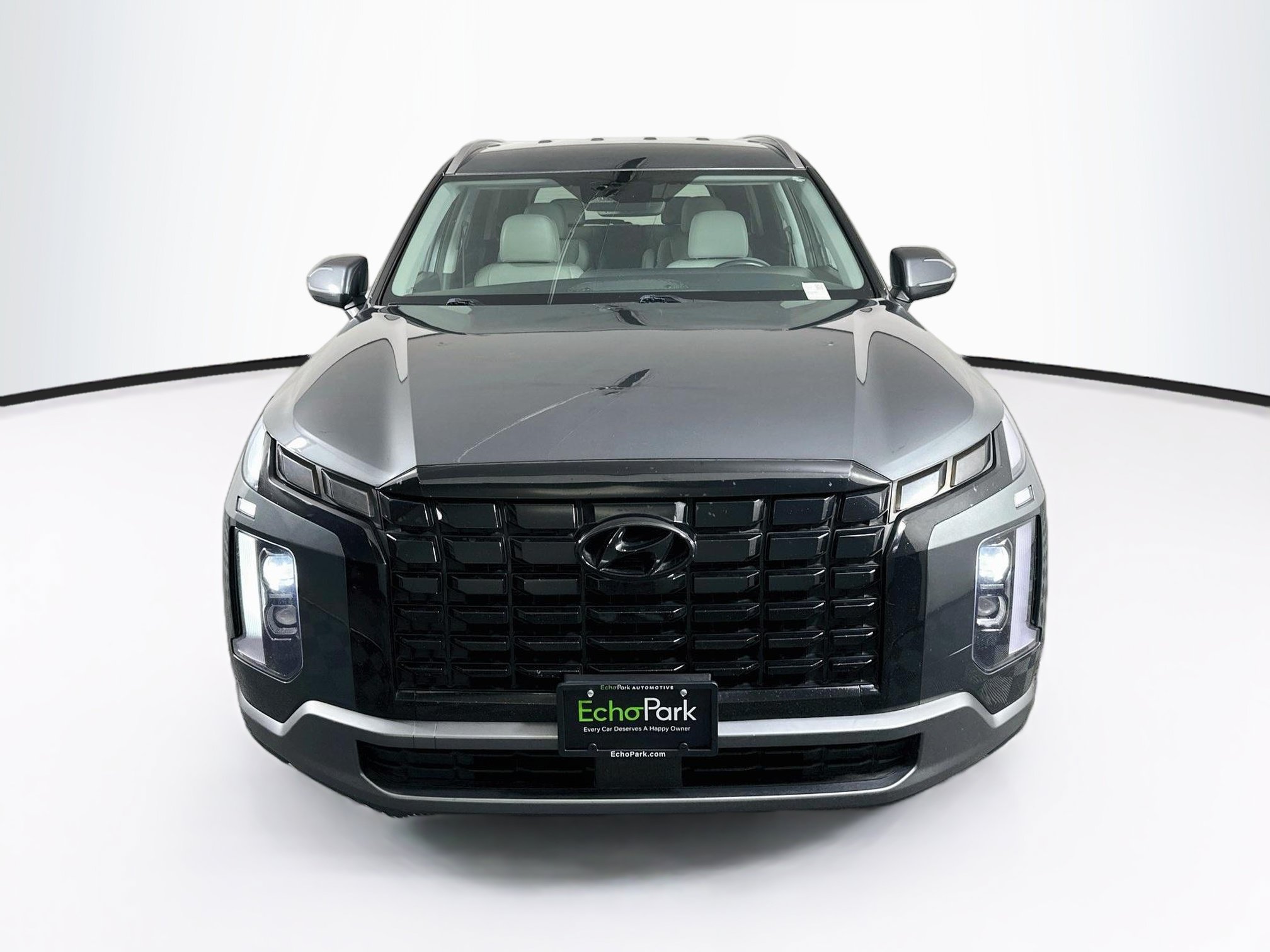 Used 2025 Hyundai Palisade SEL FWD image 2