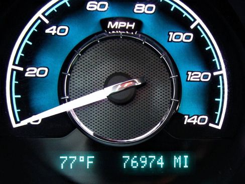 Used 2009 Chevrolet Malibu LTZ w/ Rear Power Package FWD image 16