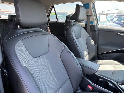 New 2026 Kia Niro EX FWD image 15