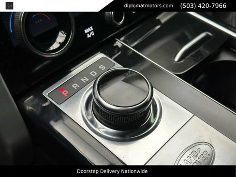 Used 2019 Land Rover Range Rover Supercharged AWD/4WD image 36