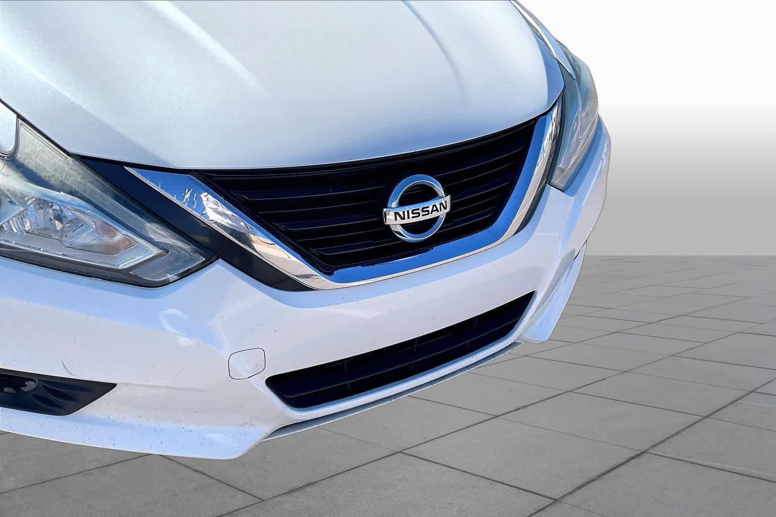 Used 2017 Nissan Altima 2.5 SV FWD image 30