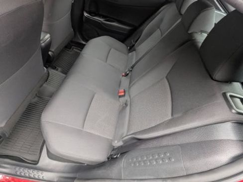 Used 2018 Toyota C-HR XLE FWD image 18