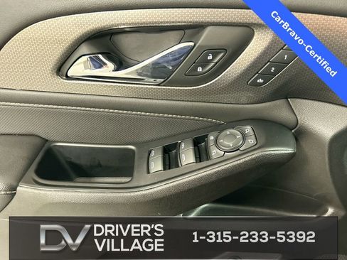 Certified 2023 Chevrolet Traverse Premier image 11