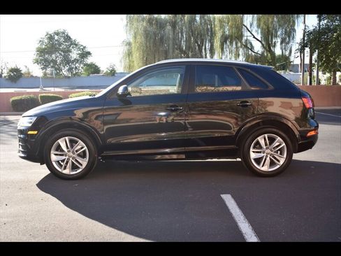 Used 2017 Audi Q3 2.0T Premium image 4