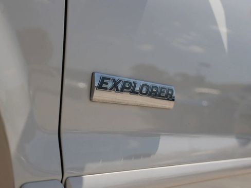 Used 2006 Ford Explorer Eddie Bauer AWD/4WD image 33